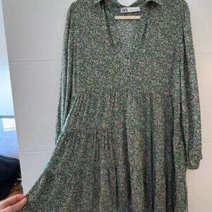 Zara Green Long Sleeved Floral Baby Doll Style
